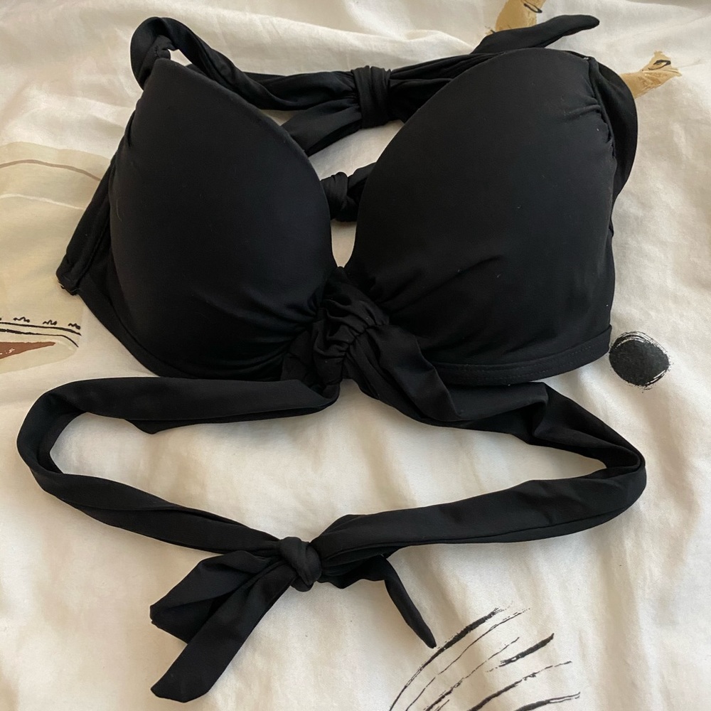 Victoria Secret bikini top 32D - Picture 2 of 6
